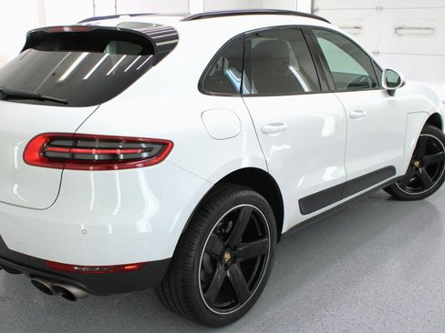 Used 2016 Porsche Macan S image 15