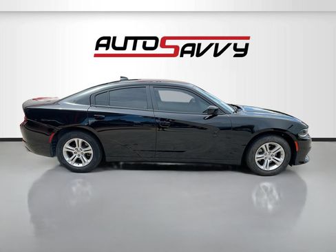Used 2023 Dodge Charger SXT w/ Cold Weather Package RWD image 8