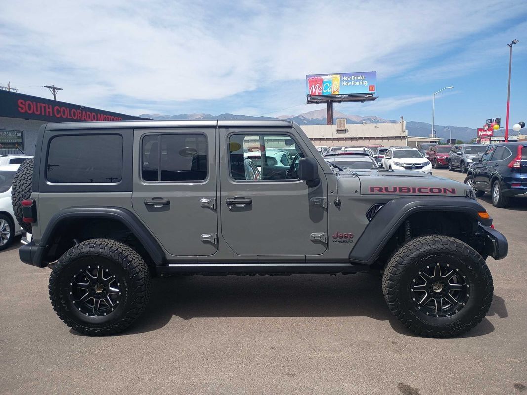 Used 2020 Jeep Wrangler Unlimited Rubicon w/ LED Lighting Group AWD/4WD image 8
