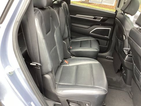 Used 2022 Kia Telluride S image 21