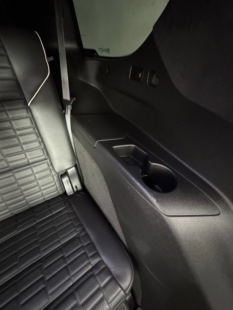 Used 2023 Cadillac Escalade V AWD/4WD image 24