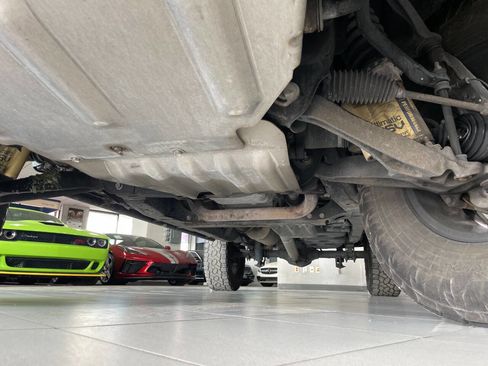 Used 2020 Chevrolet Colorado ZR2 w/ LPO, Power Package image 16