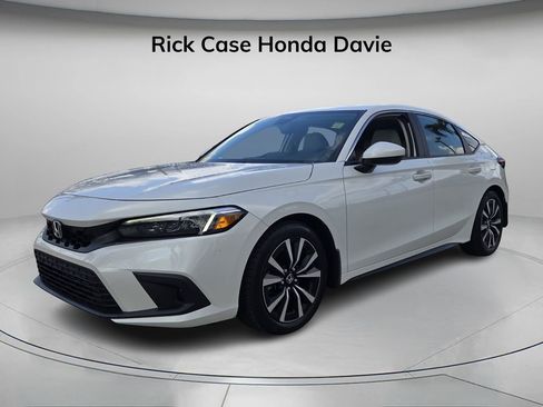 Used 2024 Honda Civic EX-L image 8