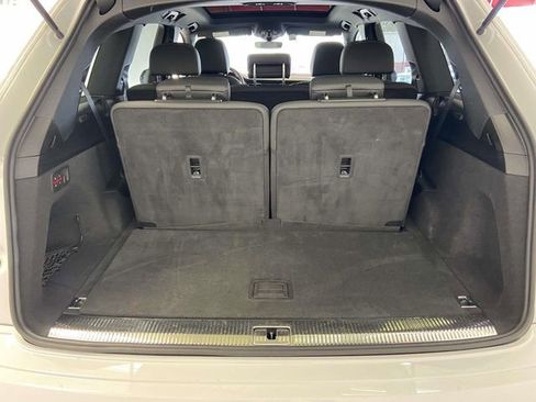 Used 2025 Audi Q7 3.0T Premium Plus image 12