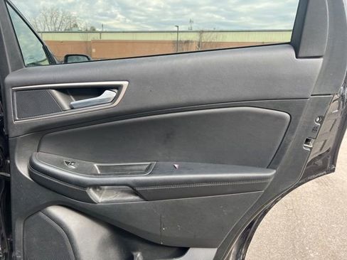 Used 2023 Ford Edge SEL w/ Convenience Package image 12