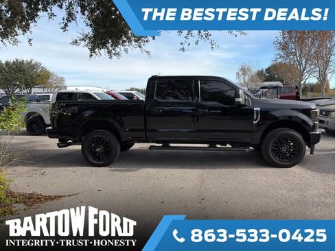 Used 2022 Ford F250 XLT w/ Black Appearance Package image 4