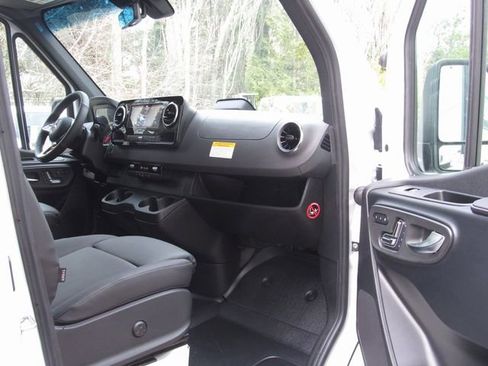 New 2026 Mercedes-Benz Sprinter 2500 image 14