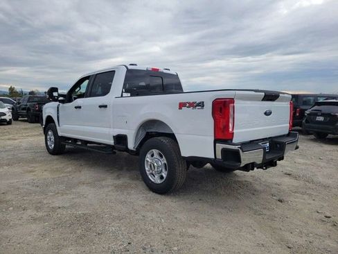 New 2026 Ford F250 XLT w/ FX4 Off-Road Package image 3