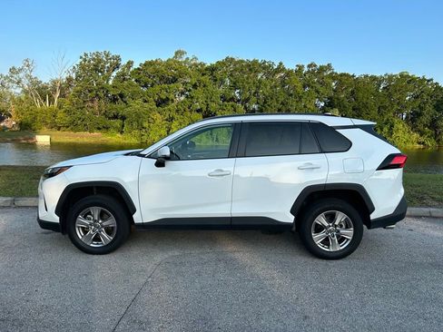 Used 2023 Toyota RAV4 XLE FWD image 2