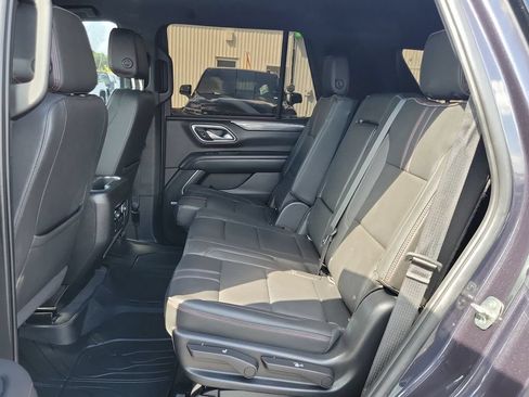Used 2022 Chevrolet Tahoe RST w/ Luxury Package RWD image 24