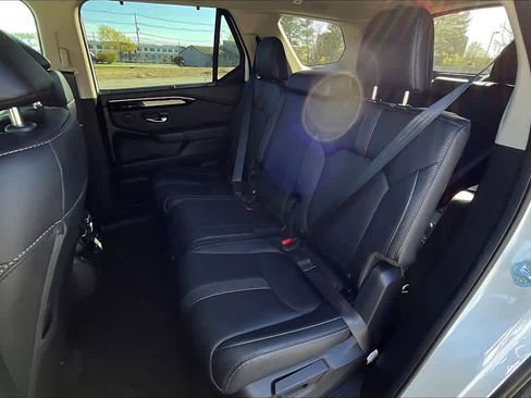 New 2025 Honda Pilot EX-L image 15