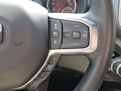 New 2026 RAM 1500 Express AWD/4WD image 23
