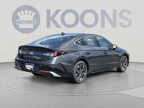 Certified 2025 Hyundai Sonata SEL FWD image 7