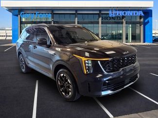 Used 2025 Kia Sorento S w/ Panoramic Sunroof Package AWD/4WD video 1