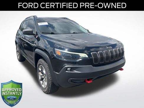 Used 2019 Jeep Cherokee Trailhawk AWD/4WD image 1
