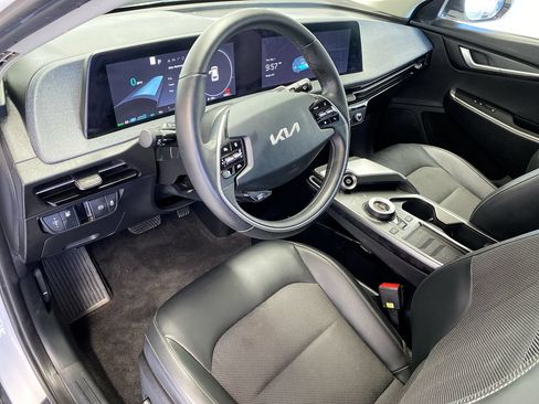 Certified 2024 Kia EV6 Light RWD image 20