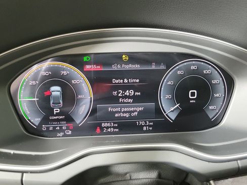 Used 2024 Audi Q5 e Premium Plus w/ Premium Plus Package AWD/4WD image 26