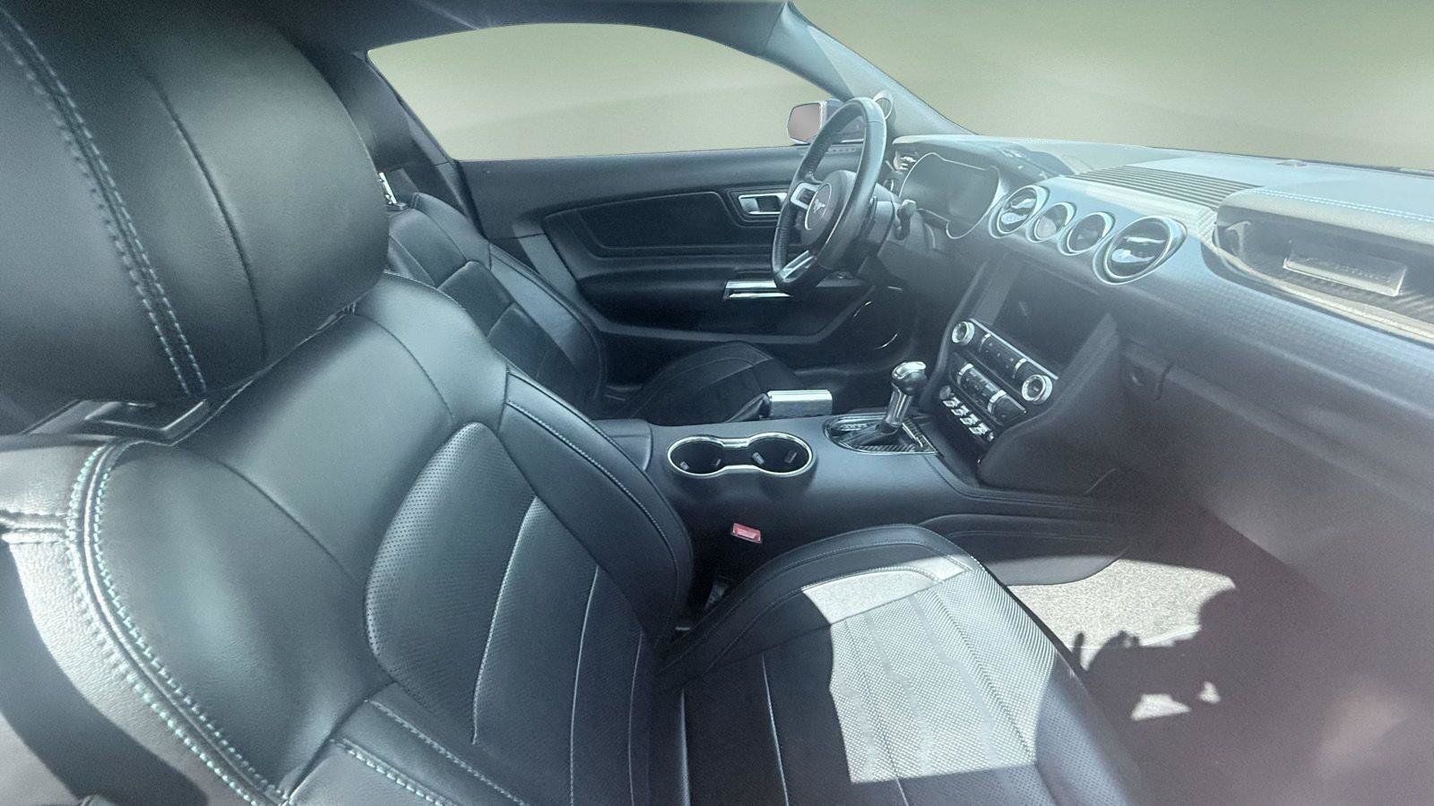 Used 2018 Ford Mustang GT Premium w/ Equipment Group 401A RWD image 8