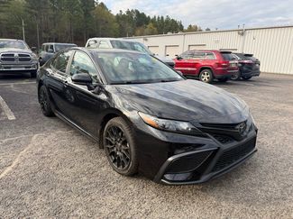 Used 2021 Toyota Camry SE w/ TRD Appearance Package (TMS) video 1