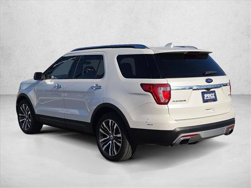 Used 2017 Ford Explorer Platinum AWD/4WD image 8