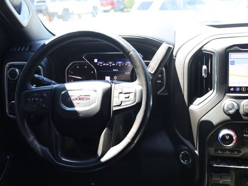 Used 2022 GMC Sierra 3500 AT4 w/ AT4 Premium Plus Package AWD/4WD image 24