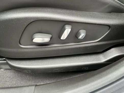 New 2025 Cadillac XT6 Sport w/ Technology Package image 14