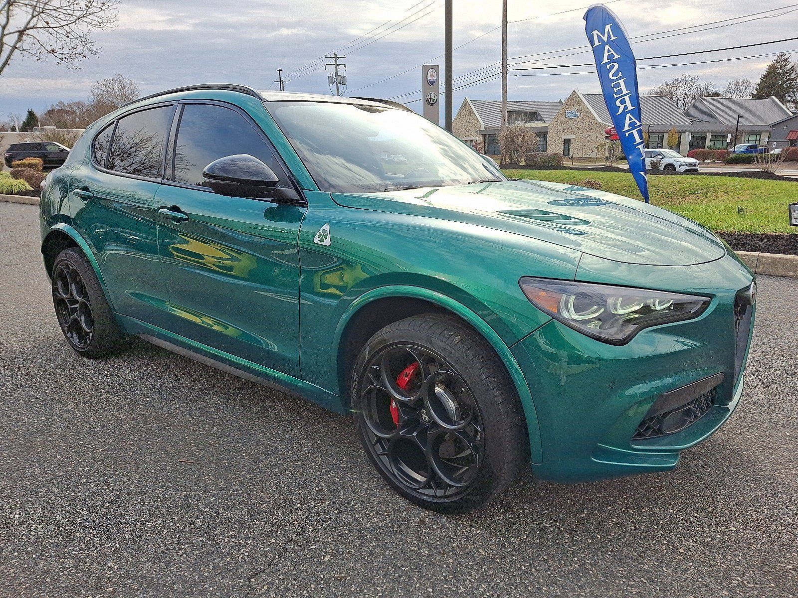 Used 2024 Alfa Romeo Stelvio Quadrifoglio AWD/4WD image 3