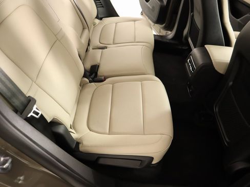 New 2025 Lincoln Corsair Reserve image 15