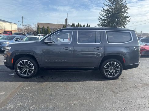 Used 2022 Jeep Grand Wagoneer Series III w/ Rear Seat Video Group 1 image 6