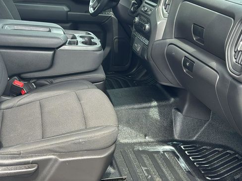Certified 2025 Chevrolet Silverado 1500 W/T RWD image 16