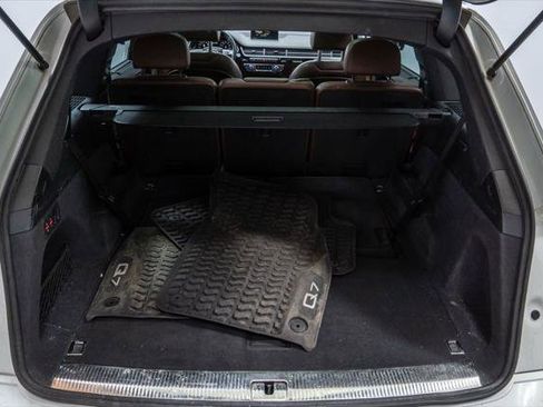 Used 2019 Audi Q7 3.0T Prestige AWD/4WD image 30