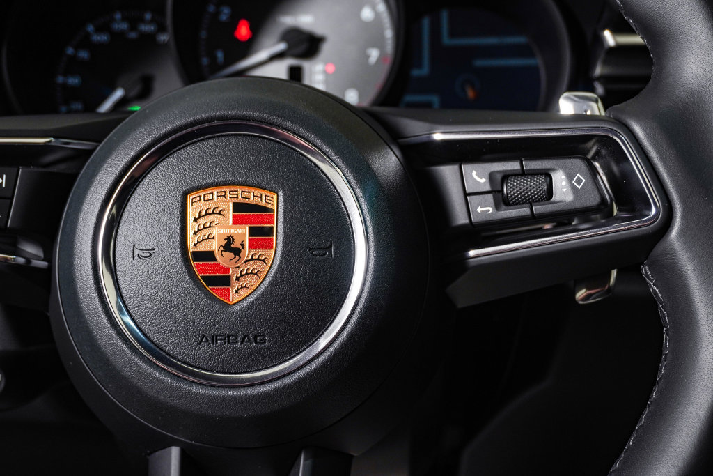 Certified 2026 Porsche Macan S AWD/4WD image 19