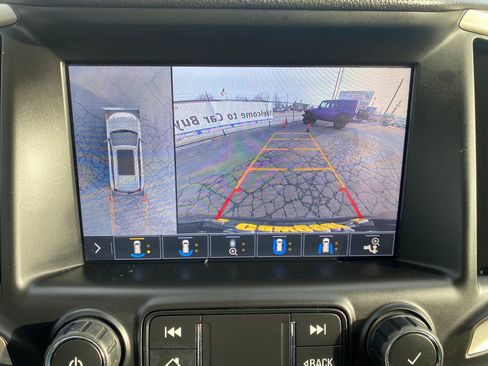 Used 2019 GMC Terrain Denali w/ Advanced Safety Package image 33