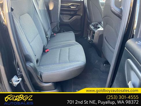 Used 2019 RAM 1500 Big Horn image 25