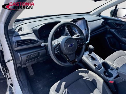 Used 2025 Subaru Crosstrek 2.5i Premium AWD/4WD image 11
