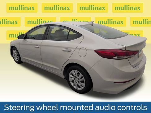 Used 2017 Hyundai Elantra SE FWD image 8