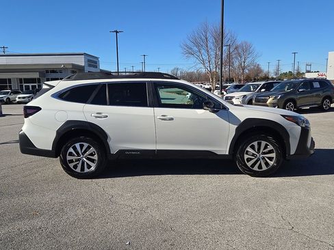 Certified 2025 Subaru Outback Premium image 7