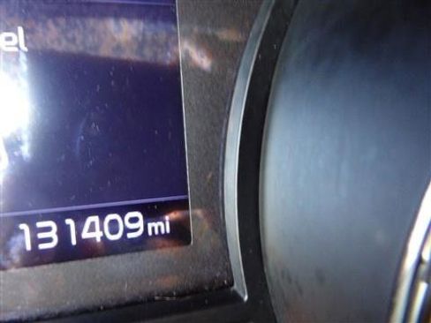 Used 2020 Kia Sedona LX image 13