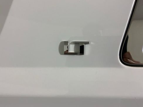 Used 2020 Chevrolet Tahoe LT w/ Luxury Package AWD/4WD image 14