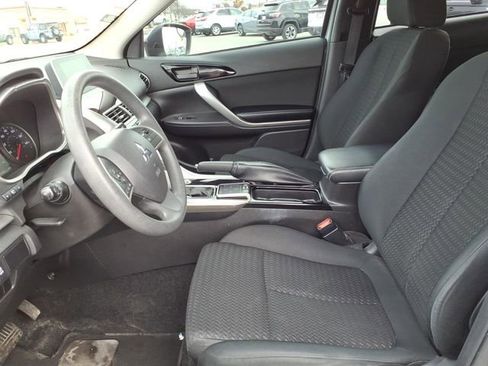 Used 2018 Mitsubishi Eclipse Cross LE image 12