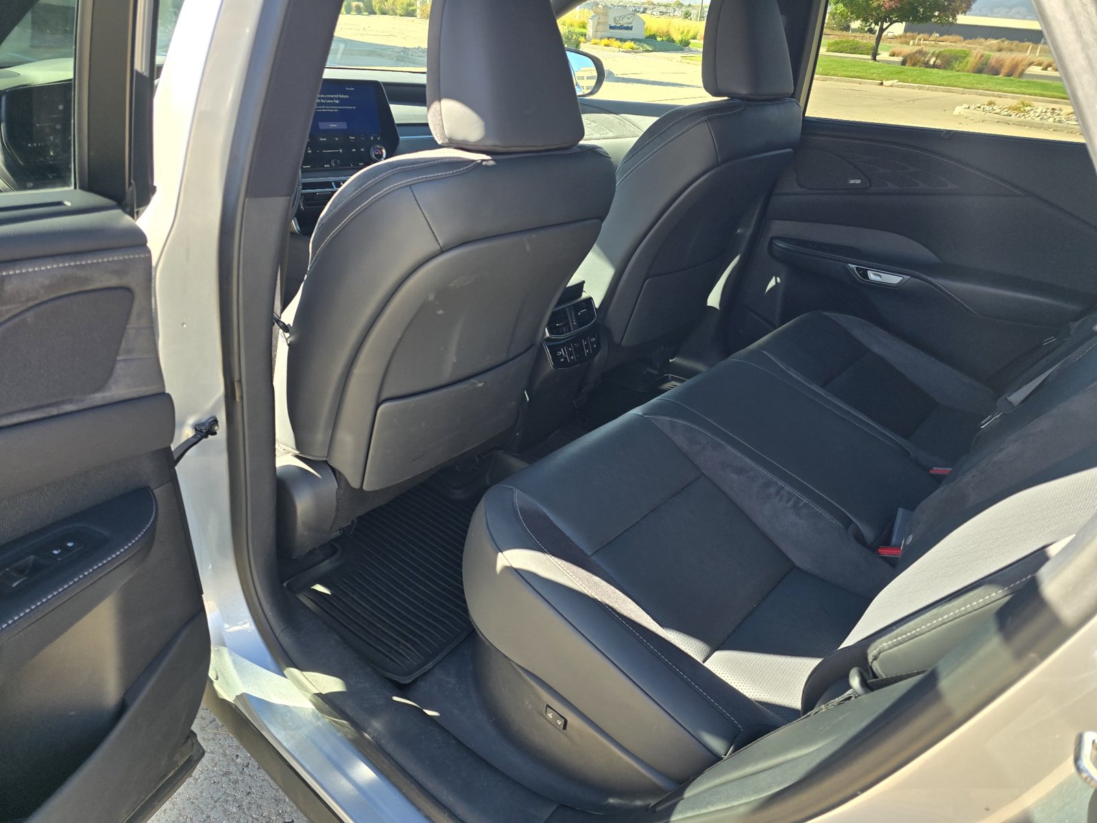 Used 2023 Lexus RX 350 AWD w/ Cold Area Package image 15