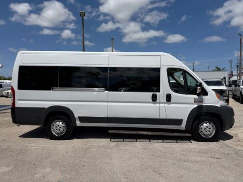 Used 2015 RAM ProMaster 3500 w/ Premium Appearance Group image 10