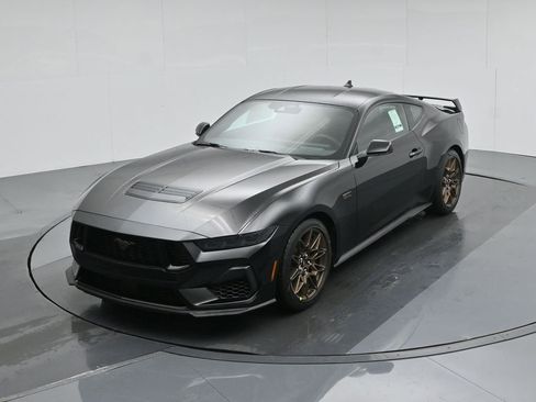 New 2026 Ford Mustang GT Premium w/ GT Performance Package image 34
