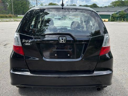 Used 2011 Honda Fit image 6
