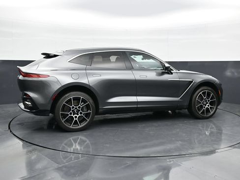 Used 2021 Aston Martin DBX AWD/4WD image 9