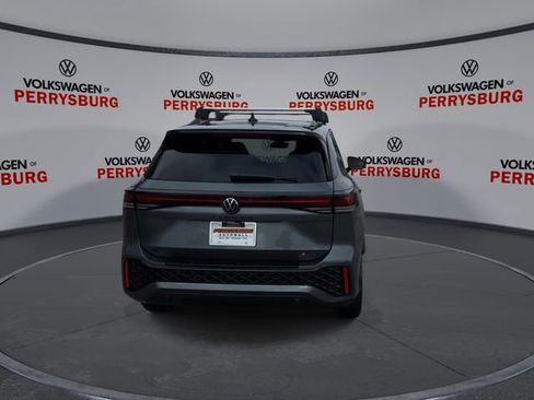 New 2026 Volkswagen Tiguan SE R-Line AWD/4WD image 7