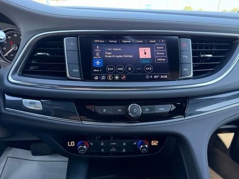 Used 2022 Buick Enclave Essence w/ Sport Touring Edition FWD image 19