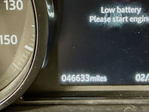 Used 2019 Land Rover Range Rover Evoque SE image 16