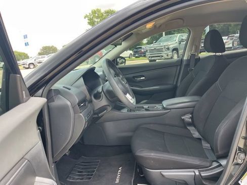 Used 2021 Nissan Sentra S FWD image 13
