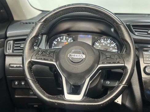 Used 2019 Nissan Rogue S w/ Special Edition Package image 14